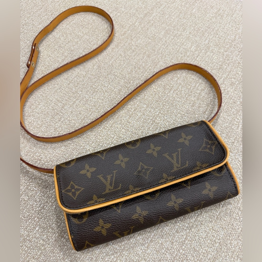 Louis Vuitton Pochette Twin PM monogram